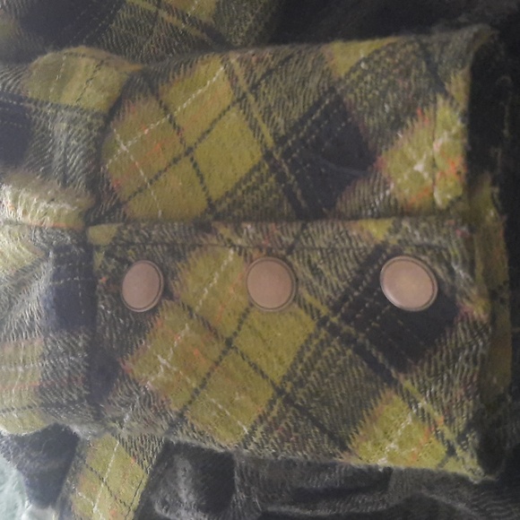 We The Free Flannel - Picture 7 of 12